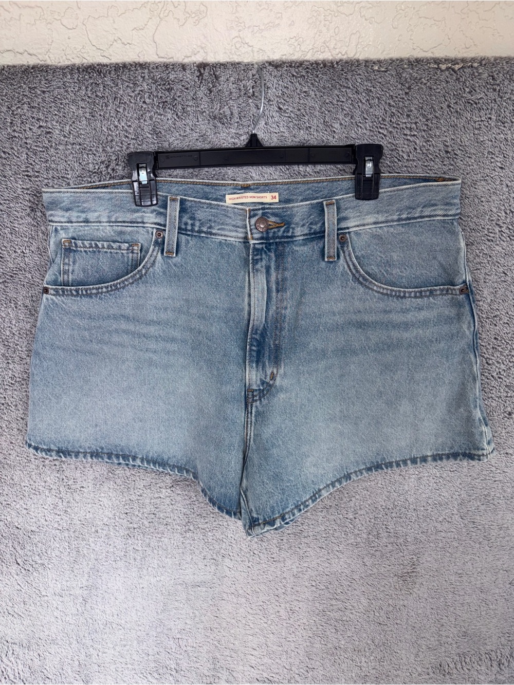 Levi's light blue high waisted mom shorts size 34